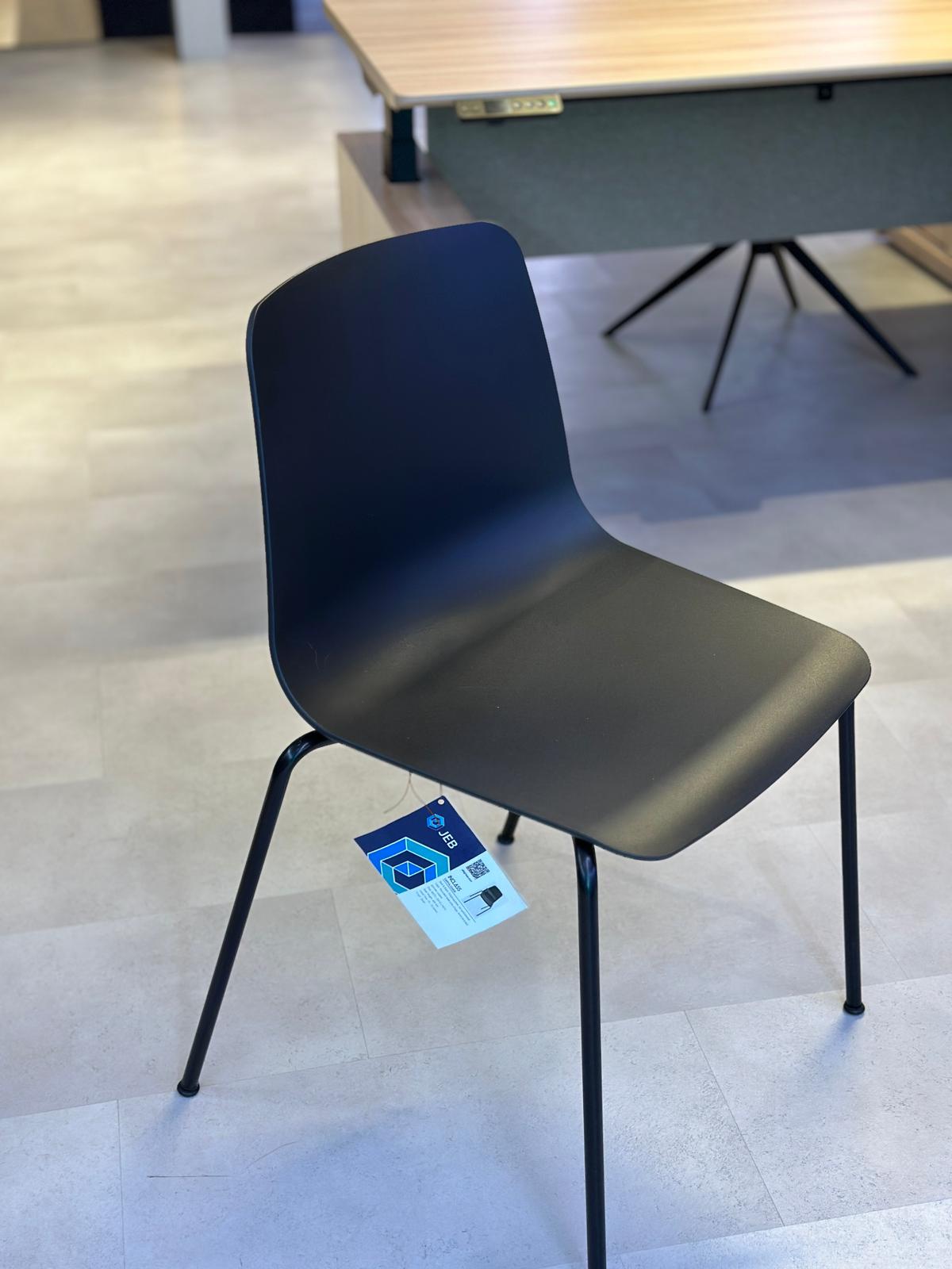 Inclass – Varya Chair