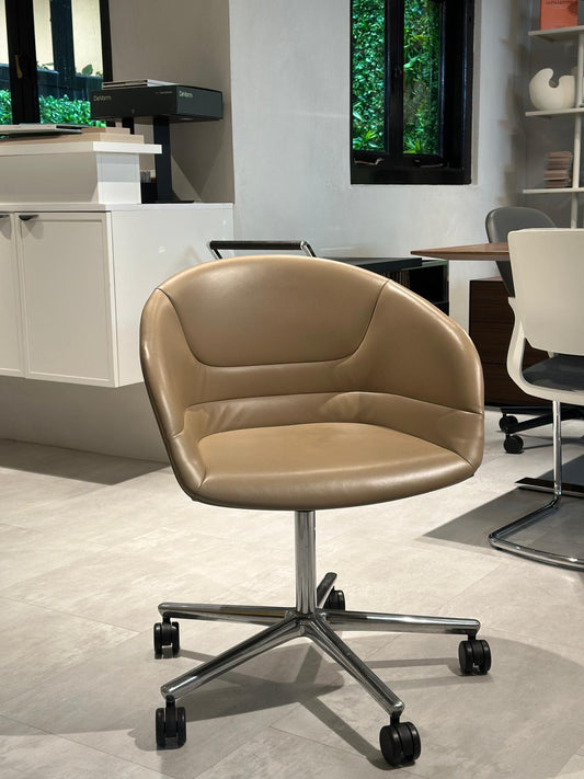 Walter Knoll – Kyo Bucket Chair