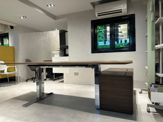 Walter Knoll – EXEC-V HAT Table